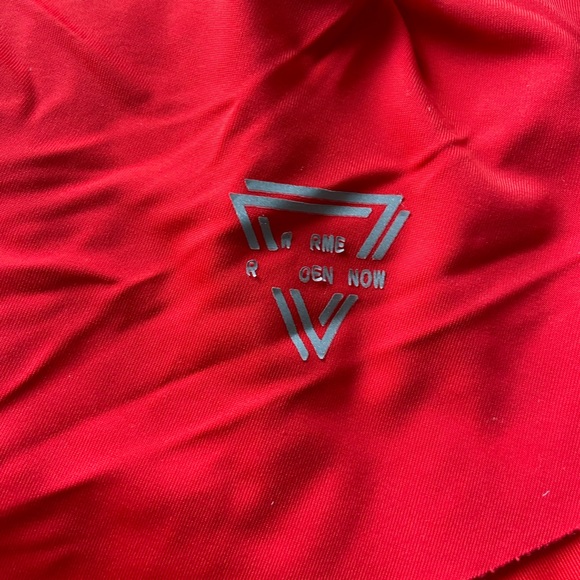 red butterfly shorts - Picture 2 of 4